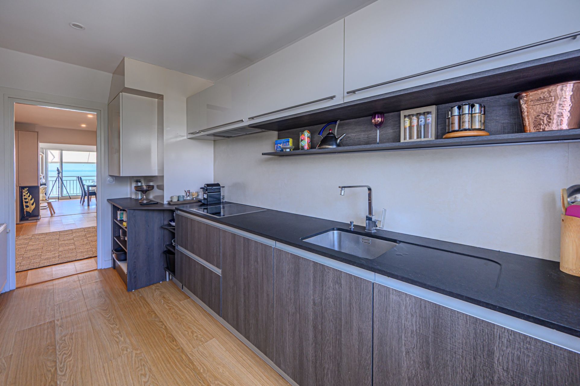 luxury apartment 5 Rooms for sale on LA BAULE (44500)