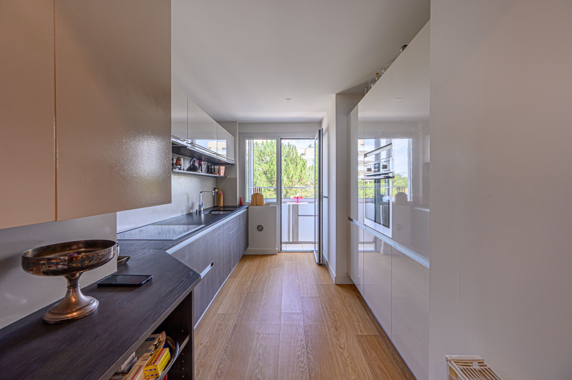 luxury apartment 5 Rooms for sale on LA BAULE (44500)