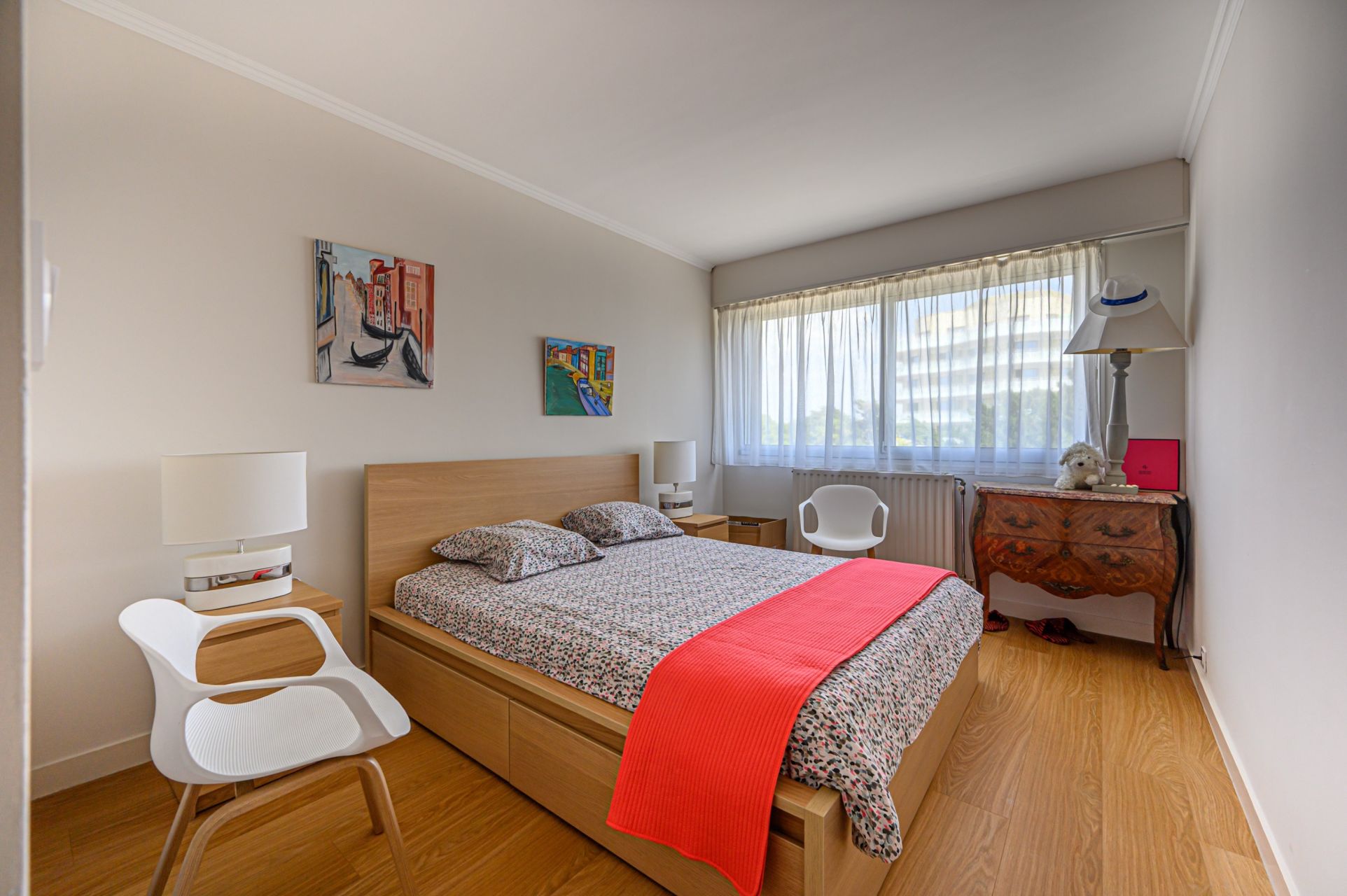 luxury apartment 5 Rooms for sale on LA BAULE (44500)