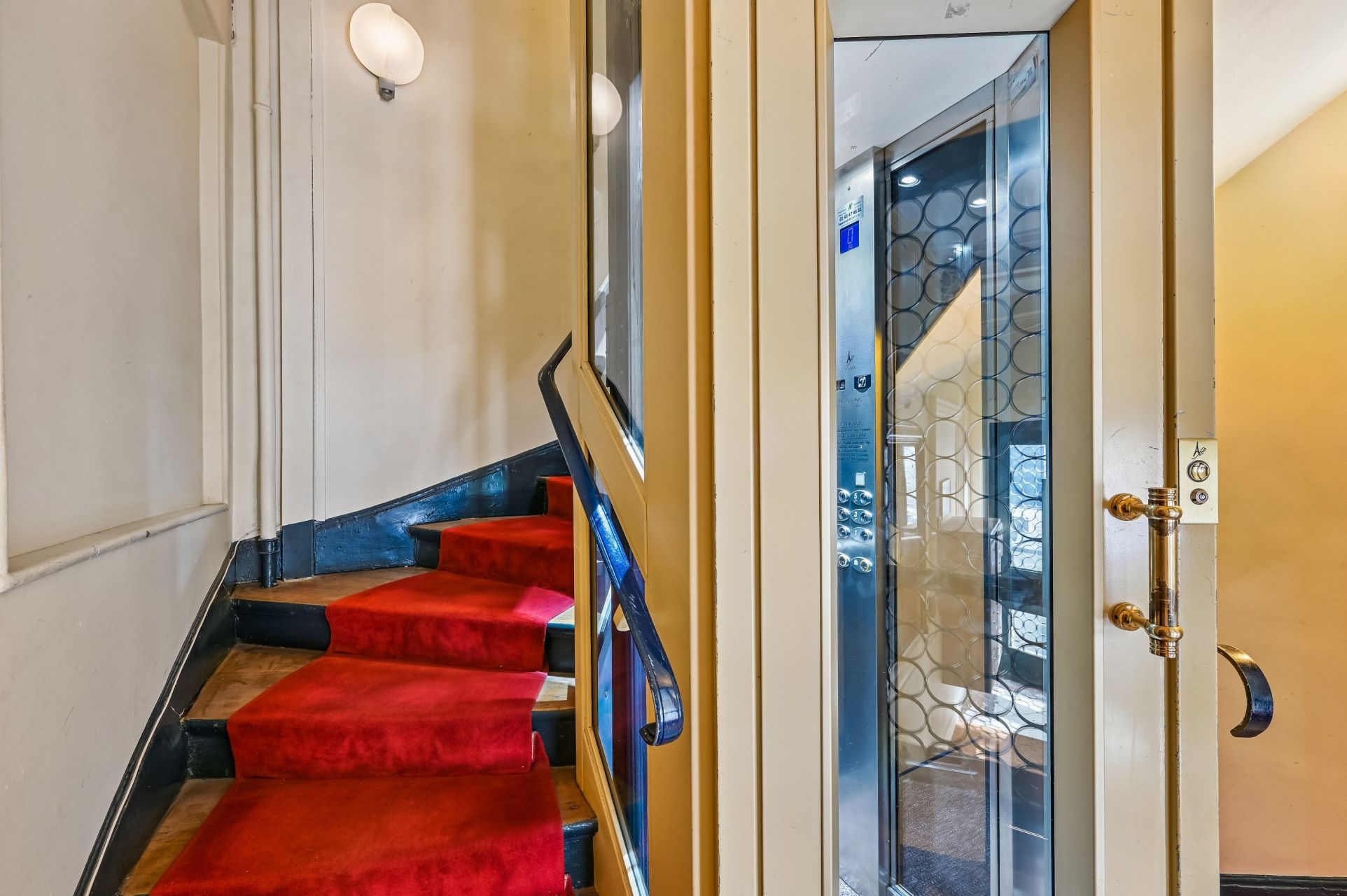 luxury apartment 3 Rooms for sale on PARIS (75006)