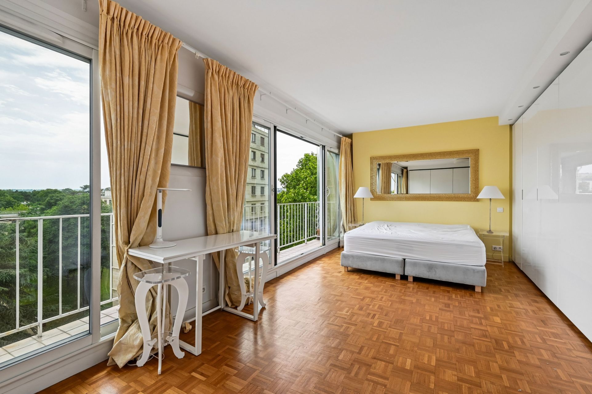 luxury apartment 3 Rooms for sale on NEUILLY SUR SEINE (92200)