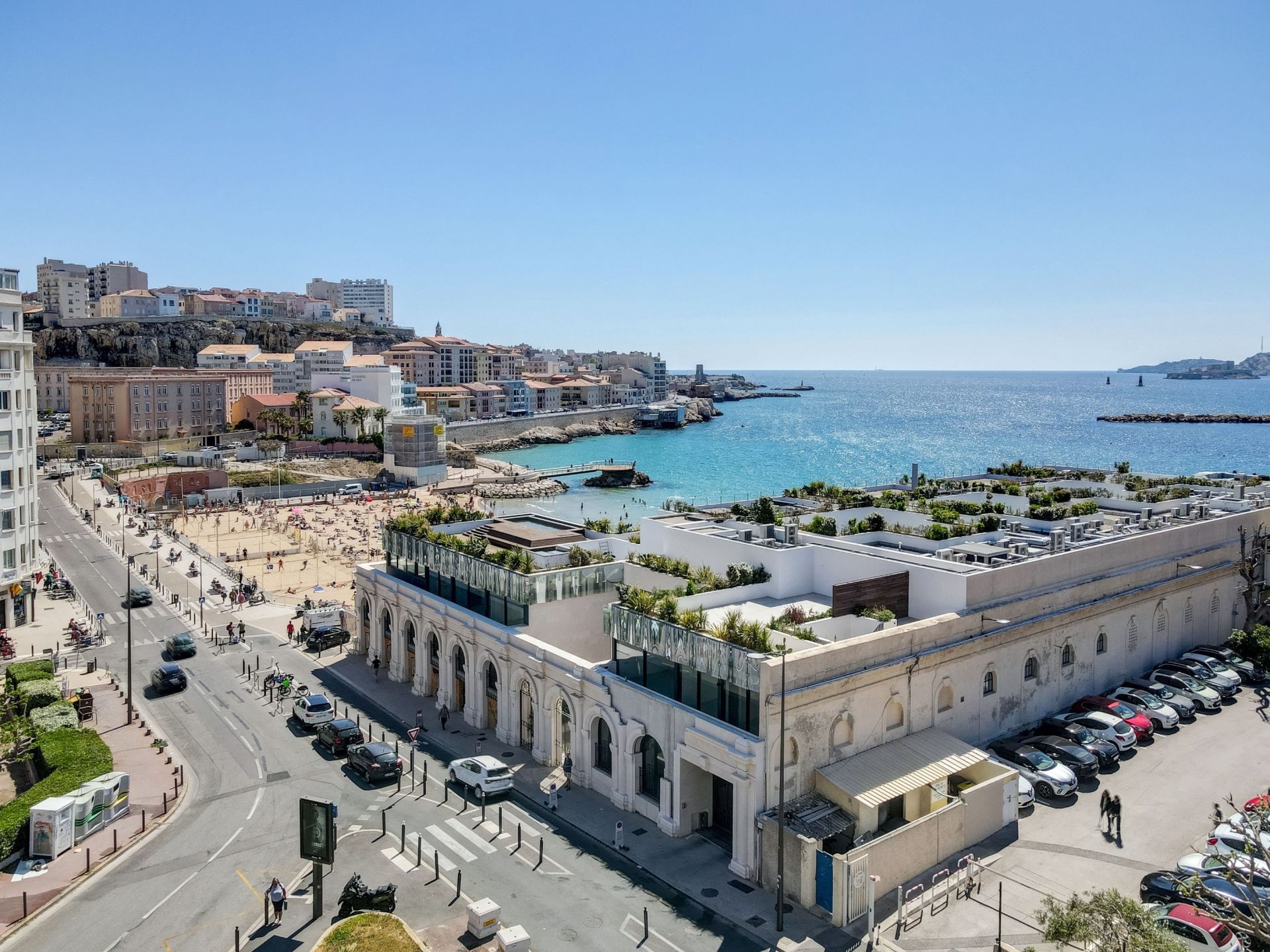 luxury apartment 1 room for rent on MARSEILLE (13007)