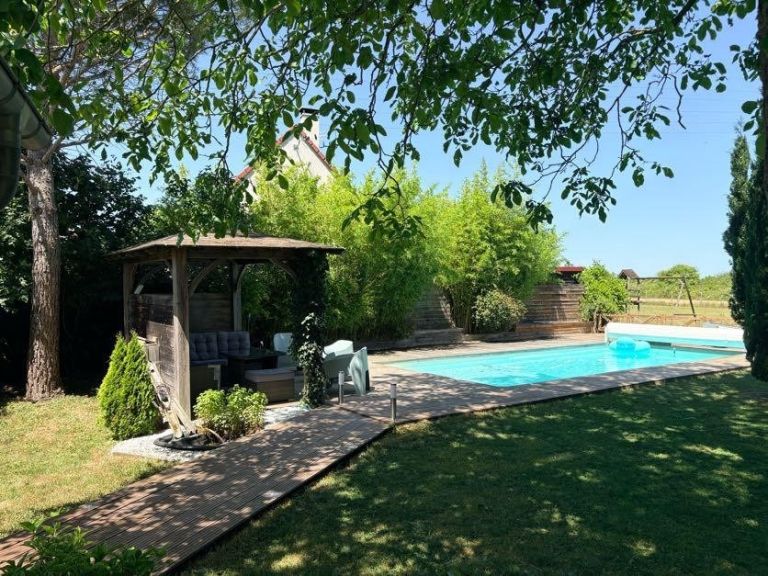 maison de luxe 10 Pièces en vente sur INGRE (45140)