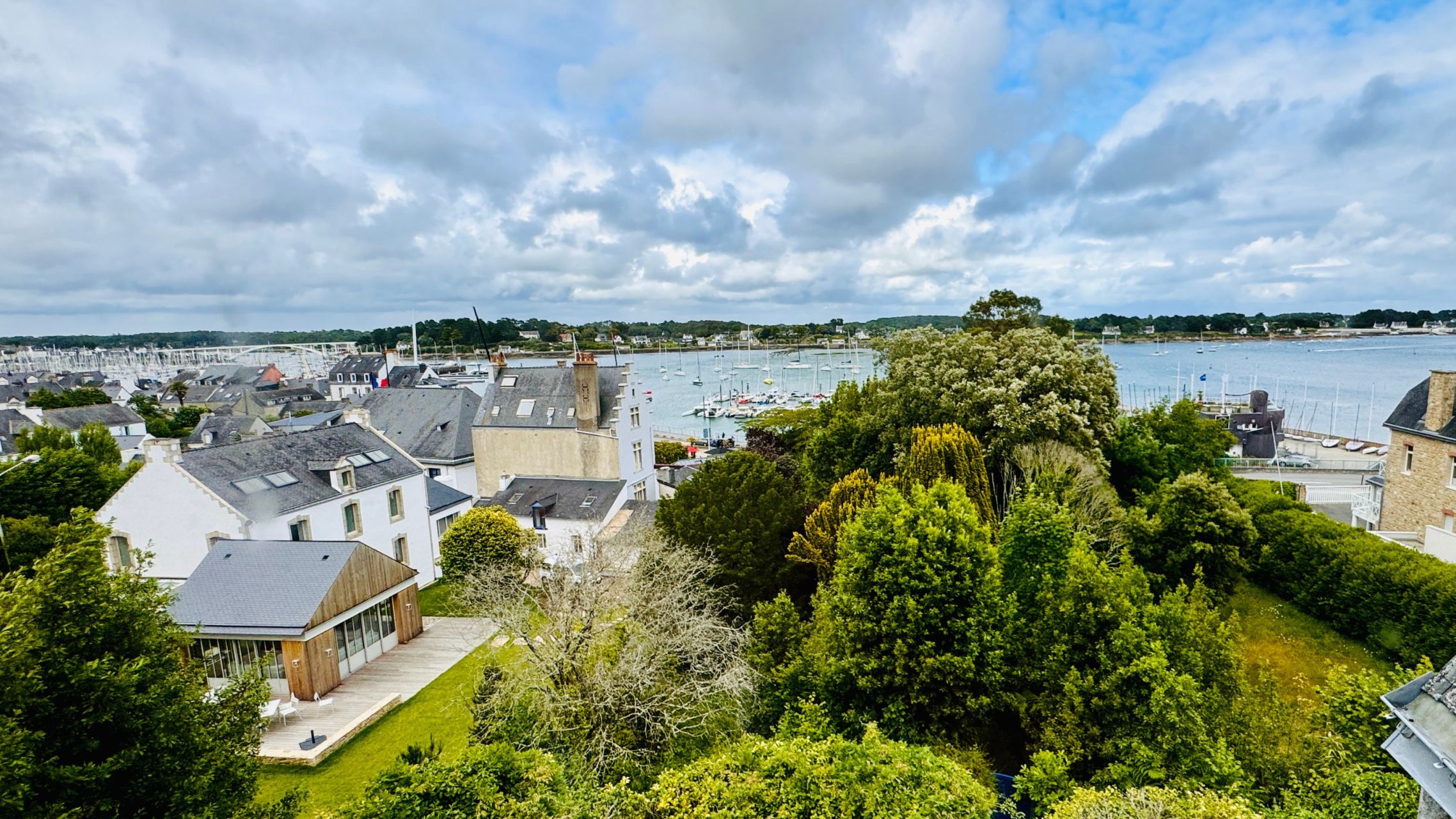 luxury house 11 Rooms for sale on LA TRINITE SUR MER (56470)