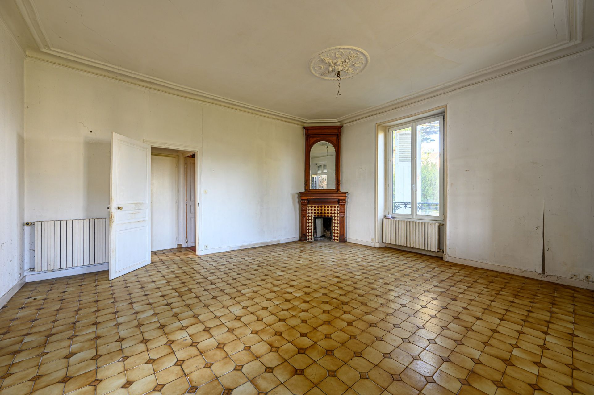 luxury house 11 Rooms for sale on LA TRINITE SUR MER (56470)