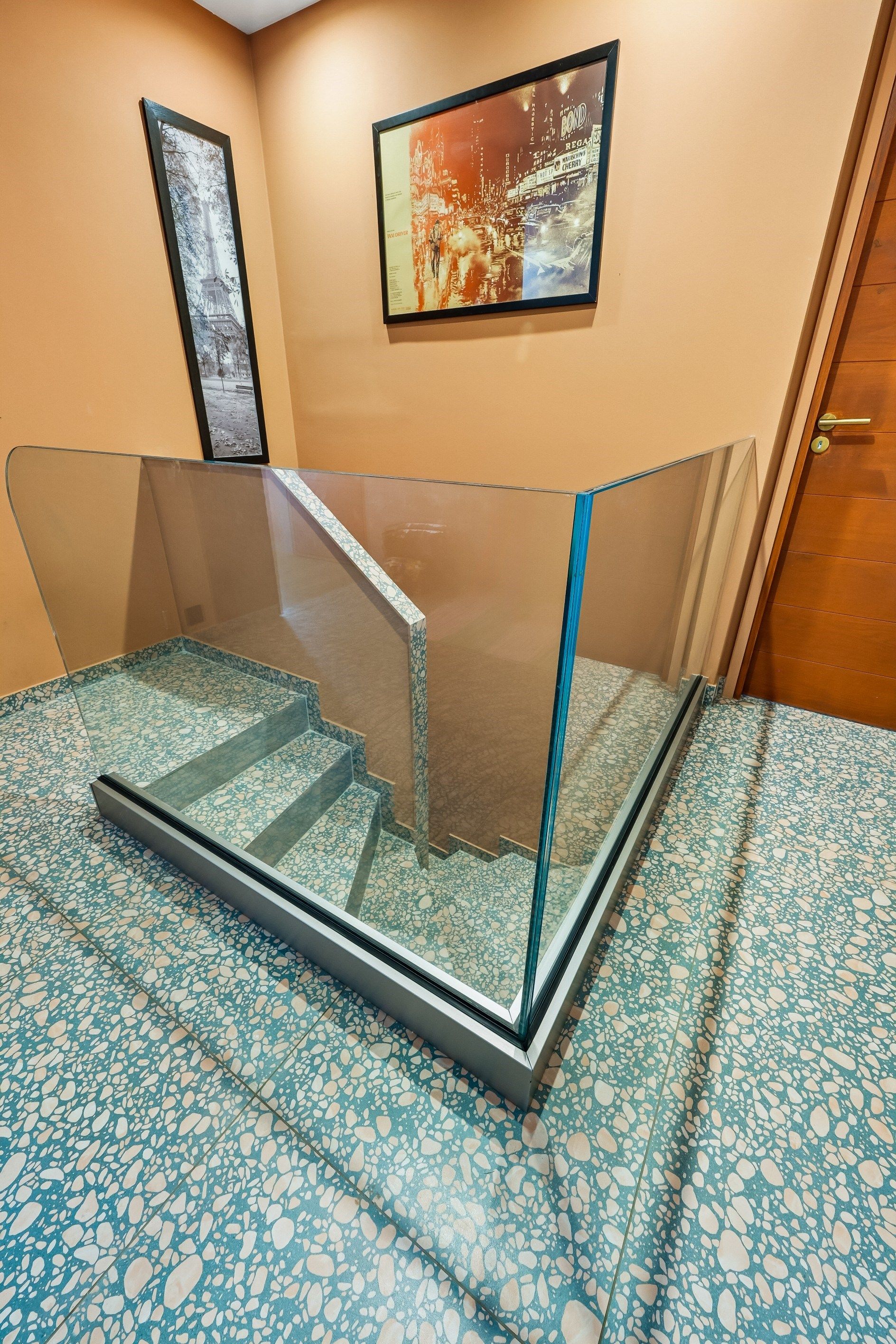 luxury house 8 Rooms for sale on SEVRES (92310)
