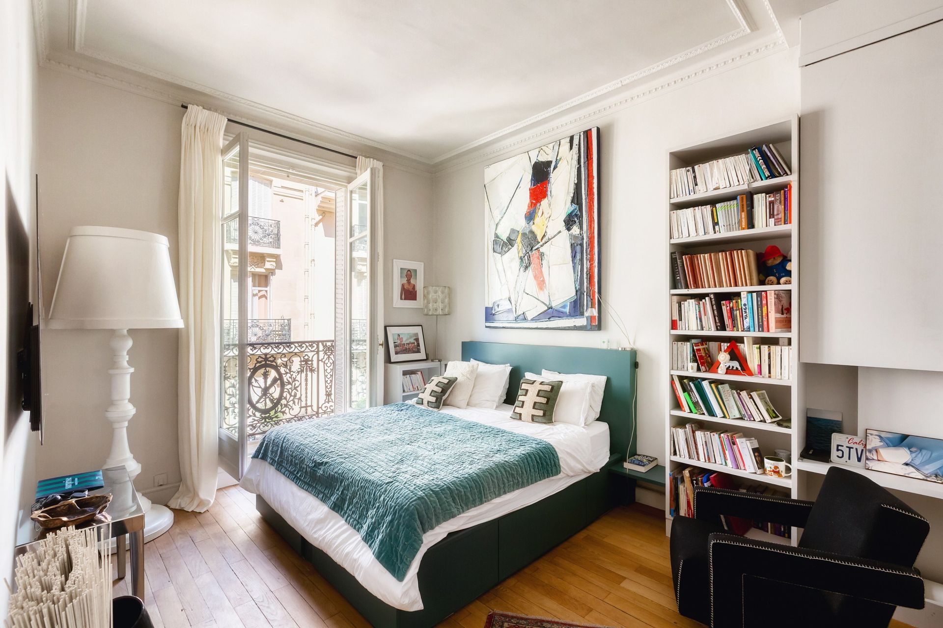 luxury apartment 7 Rooms for sale on PARIS (75007)