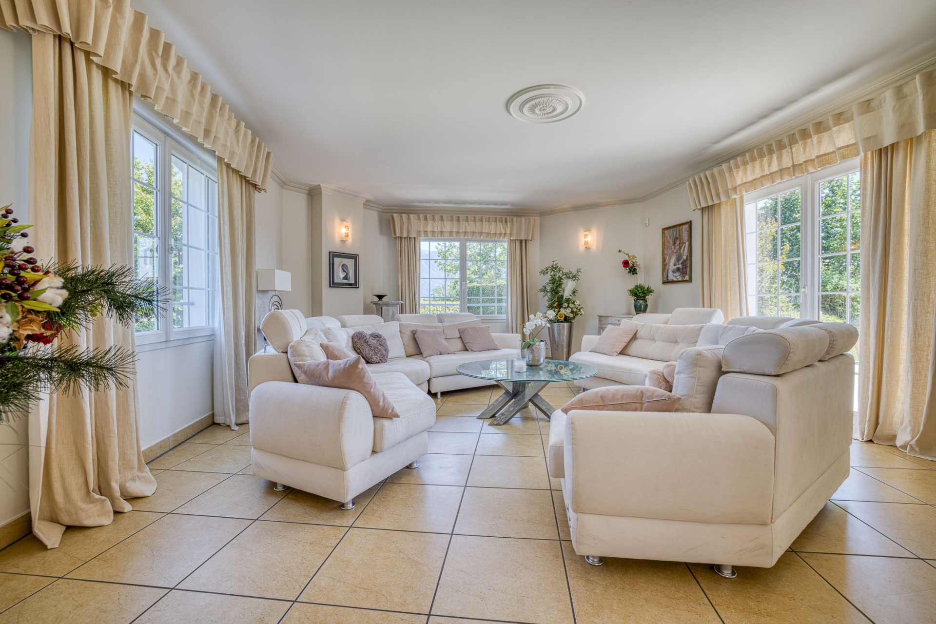 maison de luxe 10 Pièces en vente sur CHAPEIRY (74540)