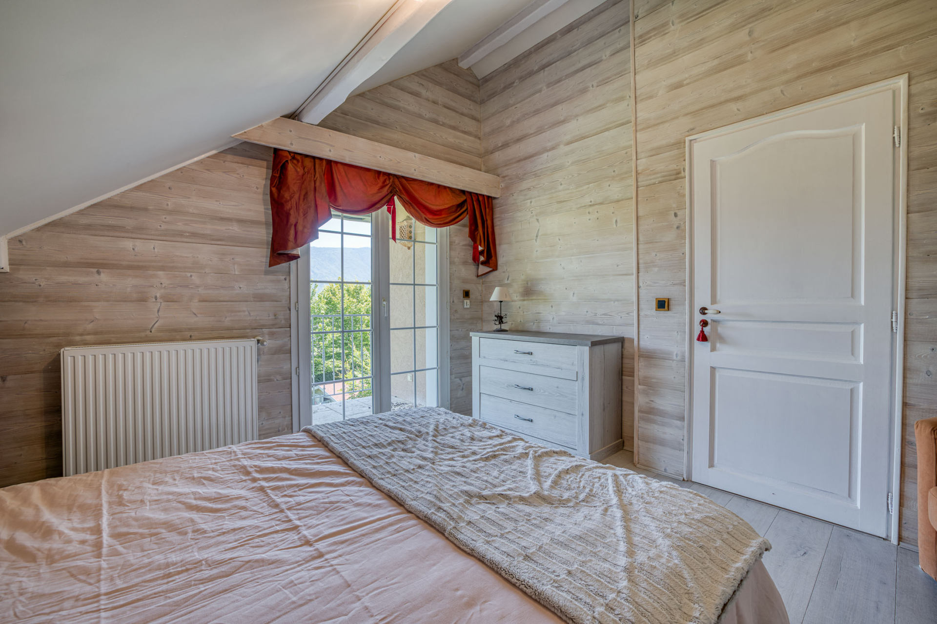 maison de luxe 10 Pièces en vente sur CHAPEIRY (74540)