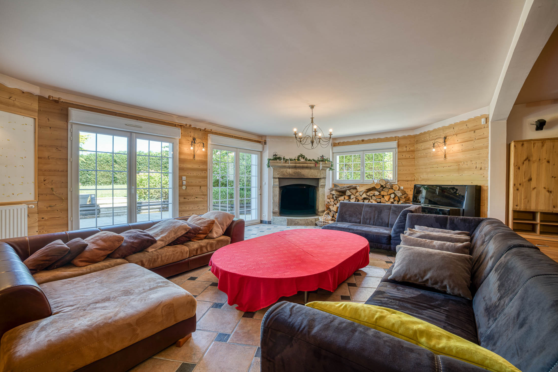 maison de luxe 10 Pièces en vente sur CHAPEIRY (74540)