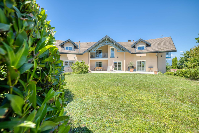 maison de luxe 10 Pièces en vente sur CHAPEIRY (74540)