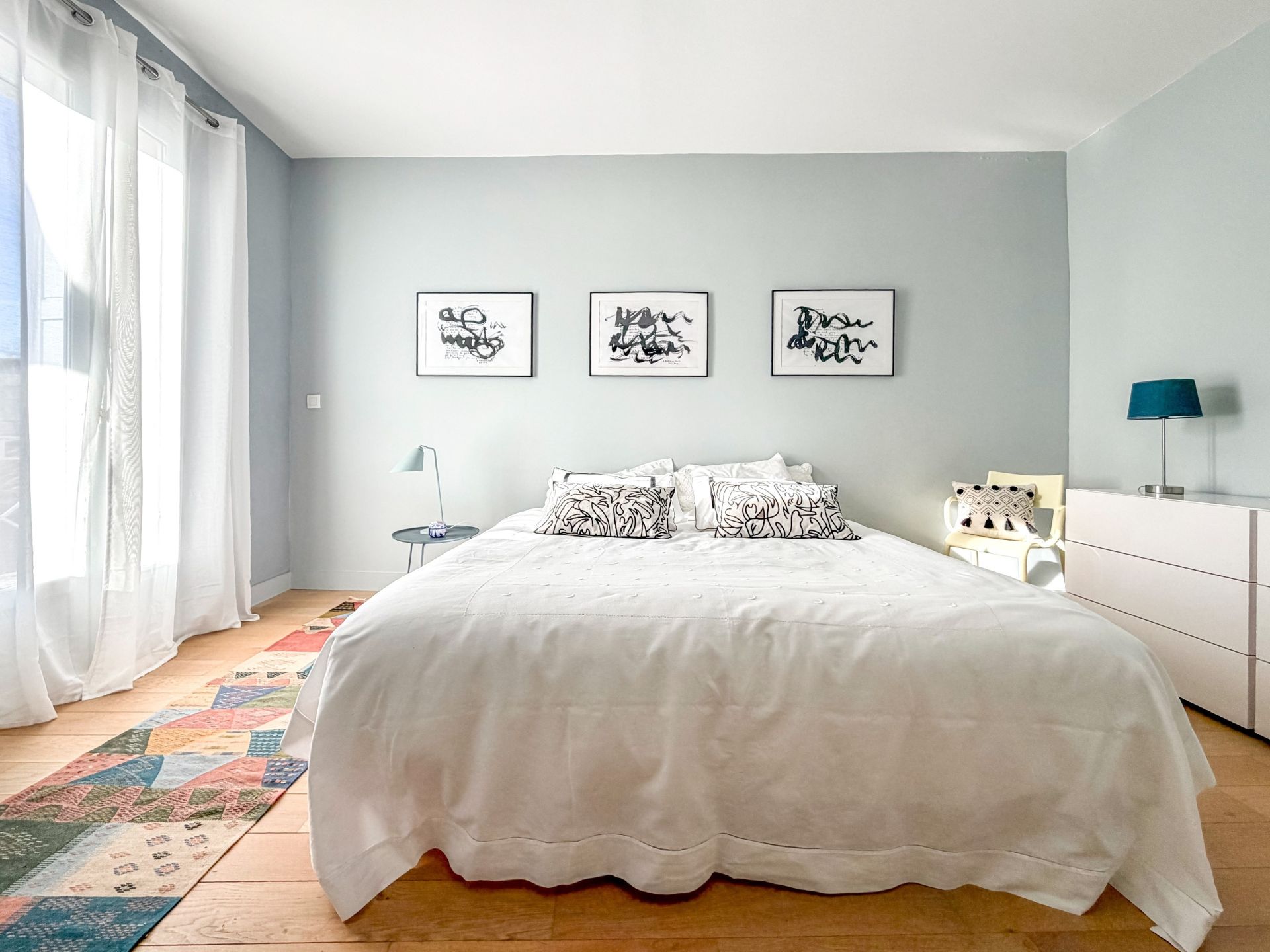 luxury house 10 Rooms for sale on MAUGUIO (34130)