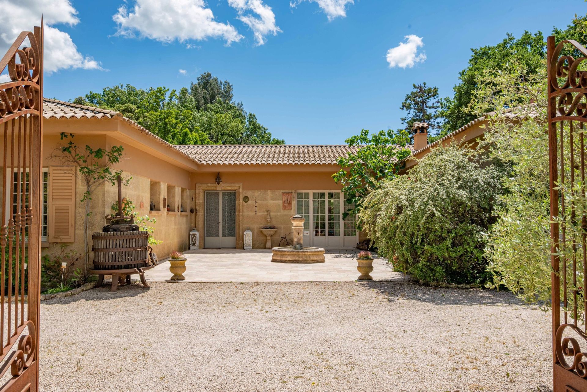 maison de luxe 7 Pièces en vente sur AIX EN PROVENCE (13100)