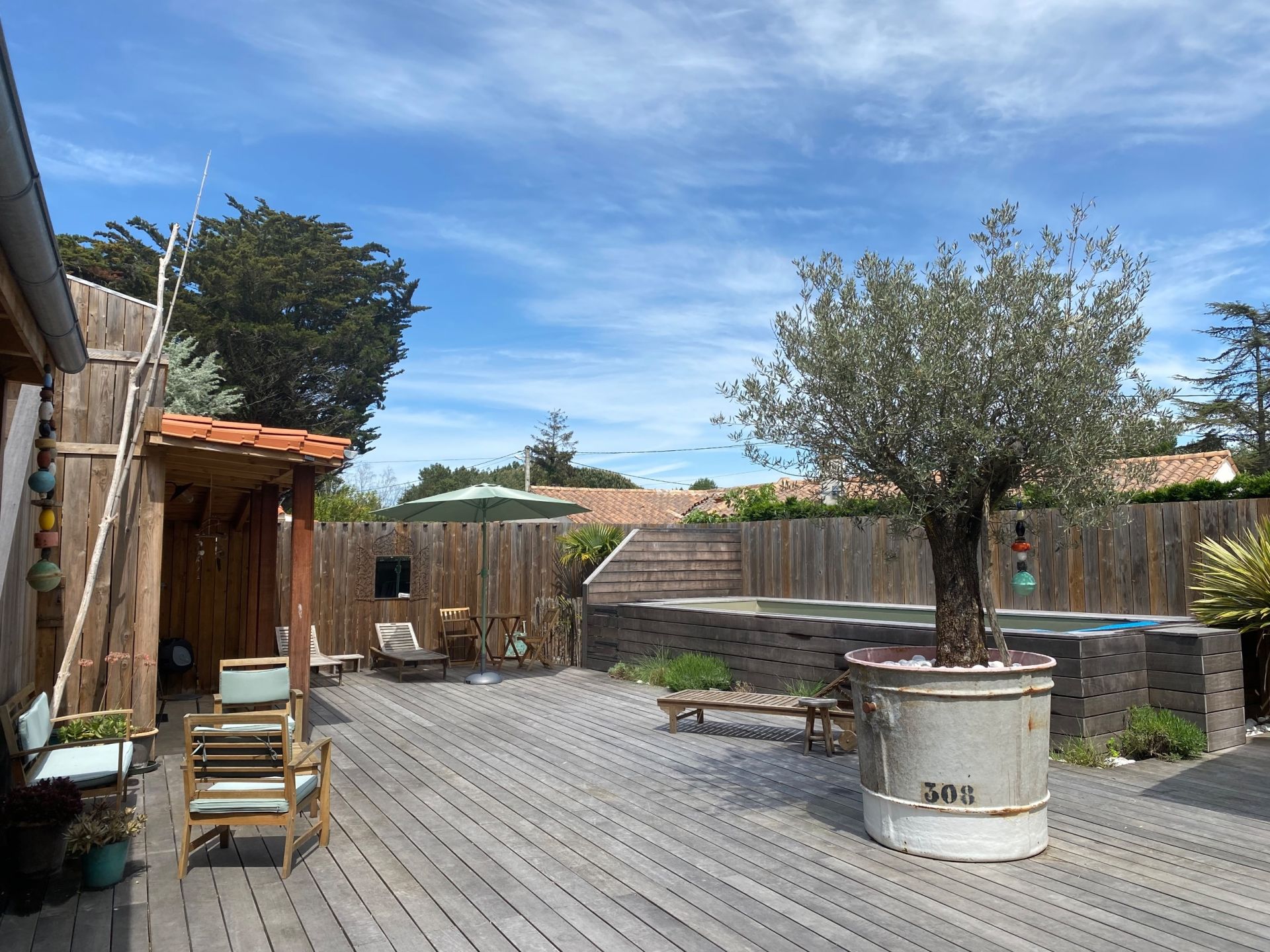 luxury house 5 Rooms for sale on ST TROJAN LES BAINS (17370)