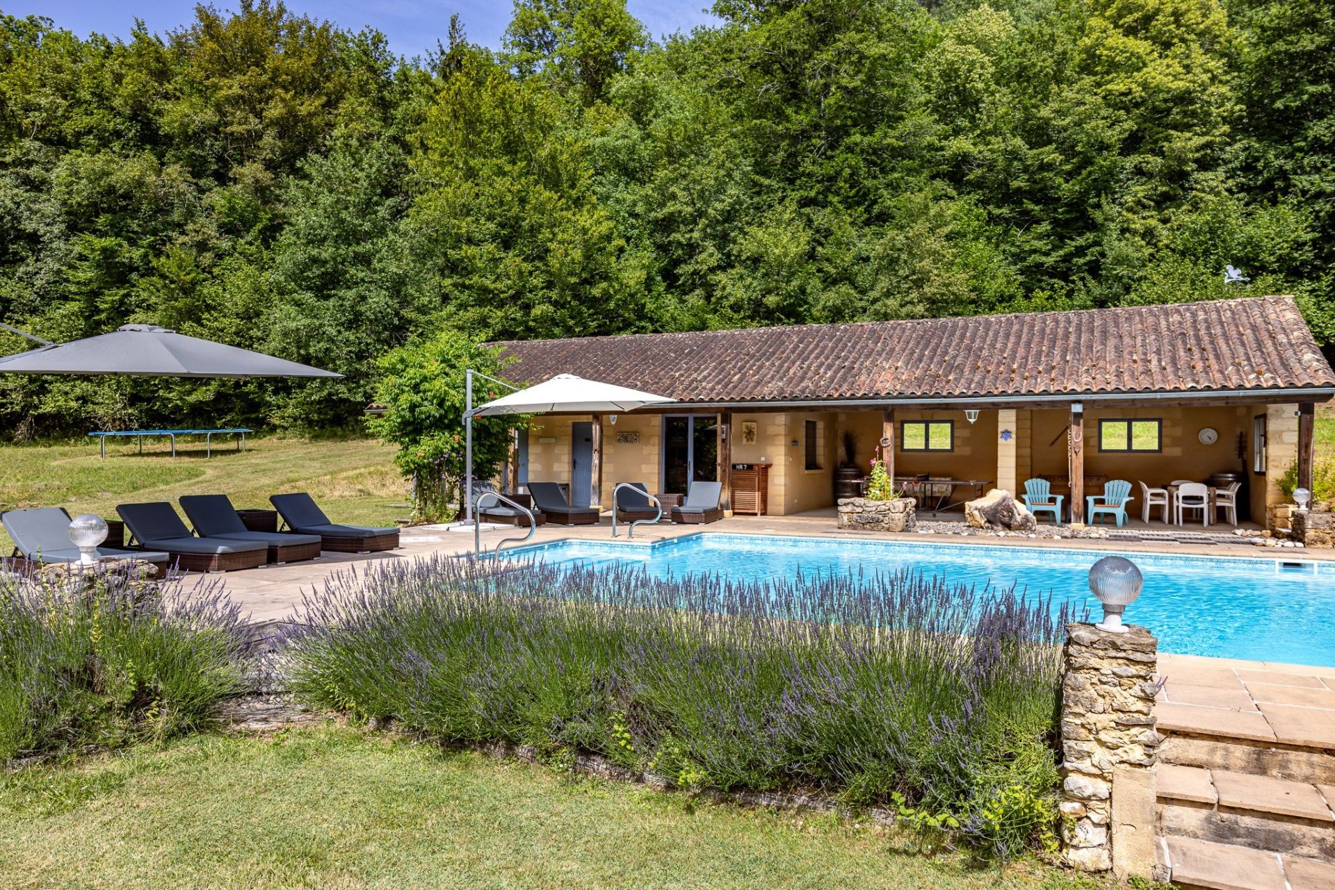 maison de luxe 15 Pièces en vente sur LES EYZIES (24260)