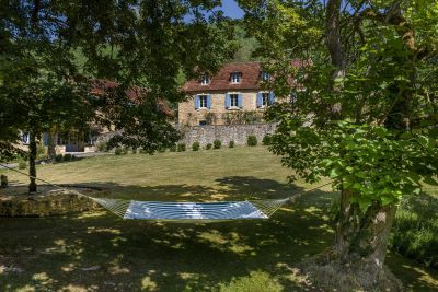 Sale Luxury house Les Eyzies 15&nbsp;Rooms 449&nbsp;m²