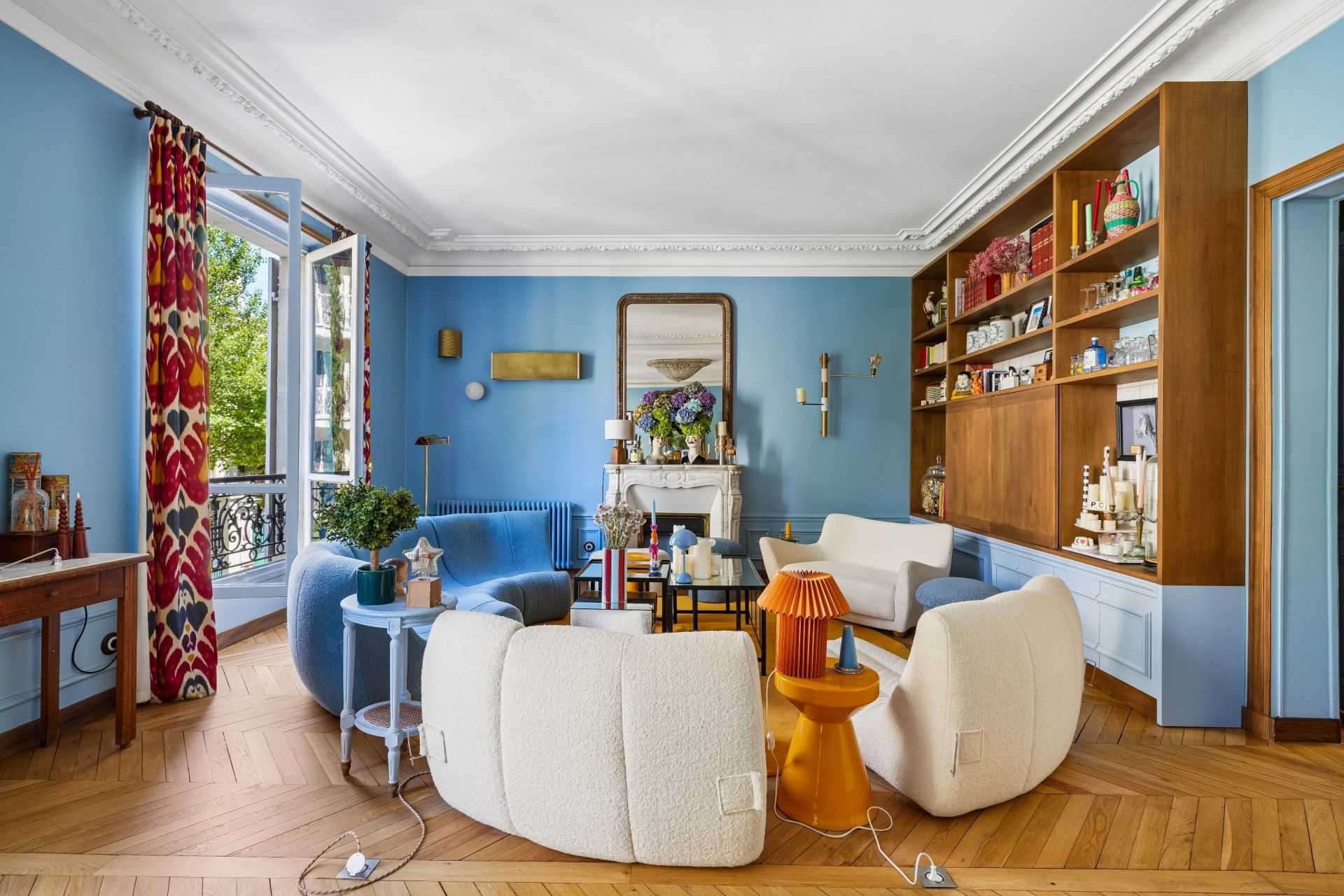 luxury apartment 5 Rooms for sale on NEUILLY SUR SEINE (92200)