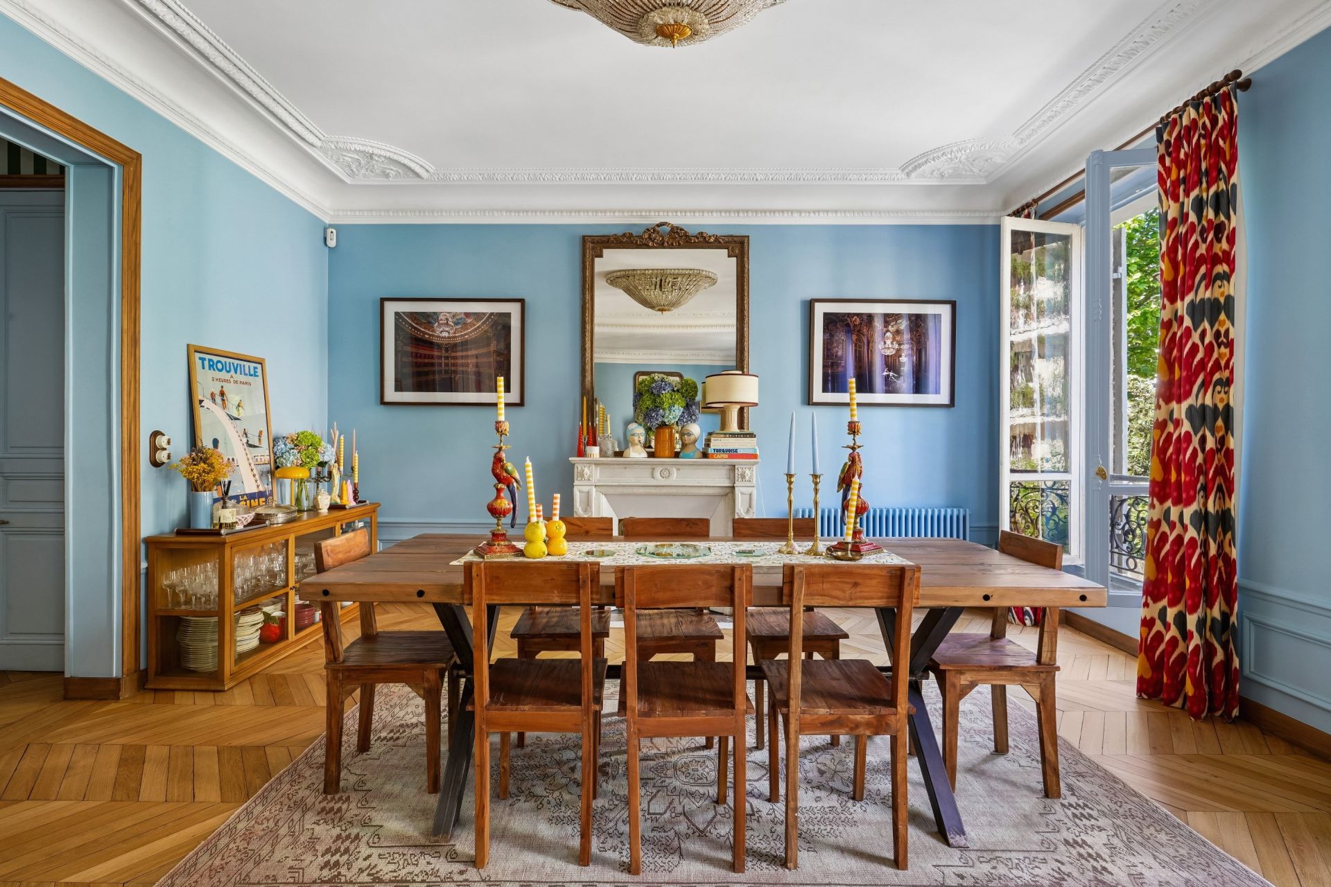 luxury apartment 5 Rooms for sale on NEUILLY SUR SEINE (92200)