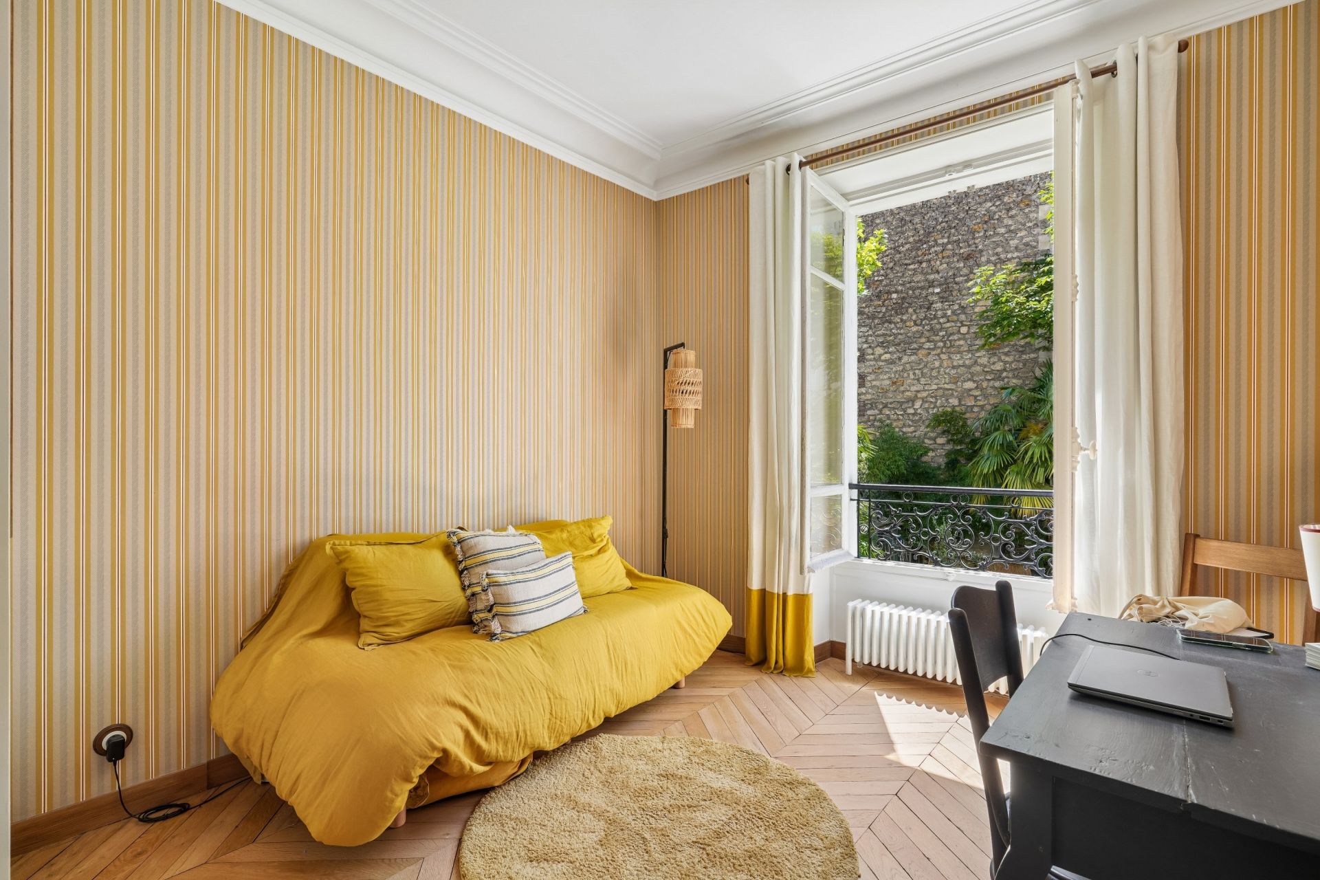 luxury apartment 5 Rooms for sale on NEUILLY SUR SEINE (92200)