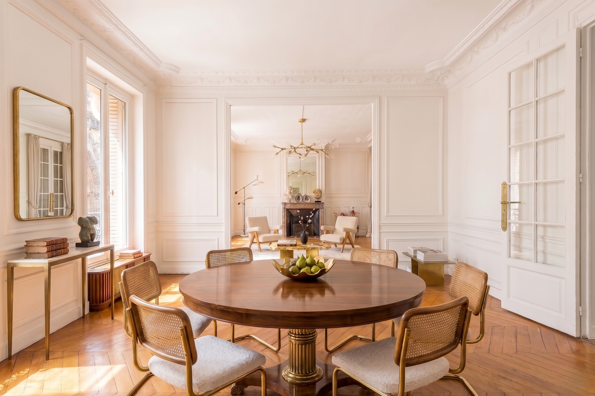 luxury apartment 5 Rooms for sale on PARIS (75004)