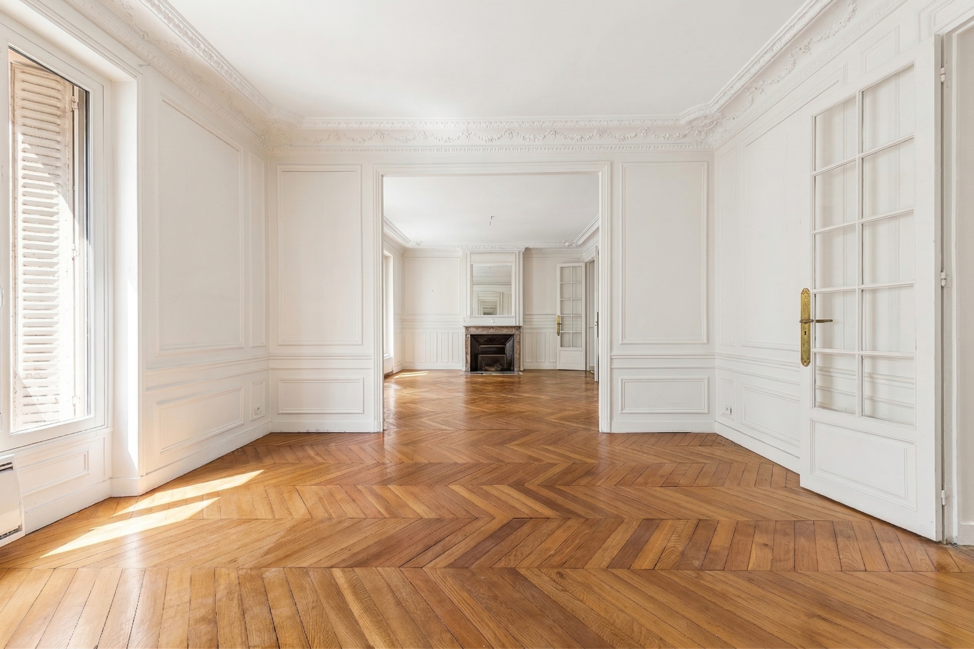 luxury apartment 5 Rooms for sale on PARIS (75004)
