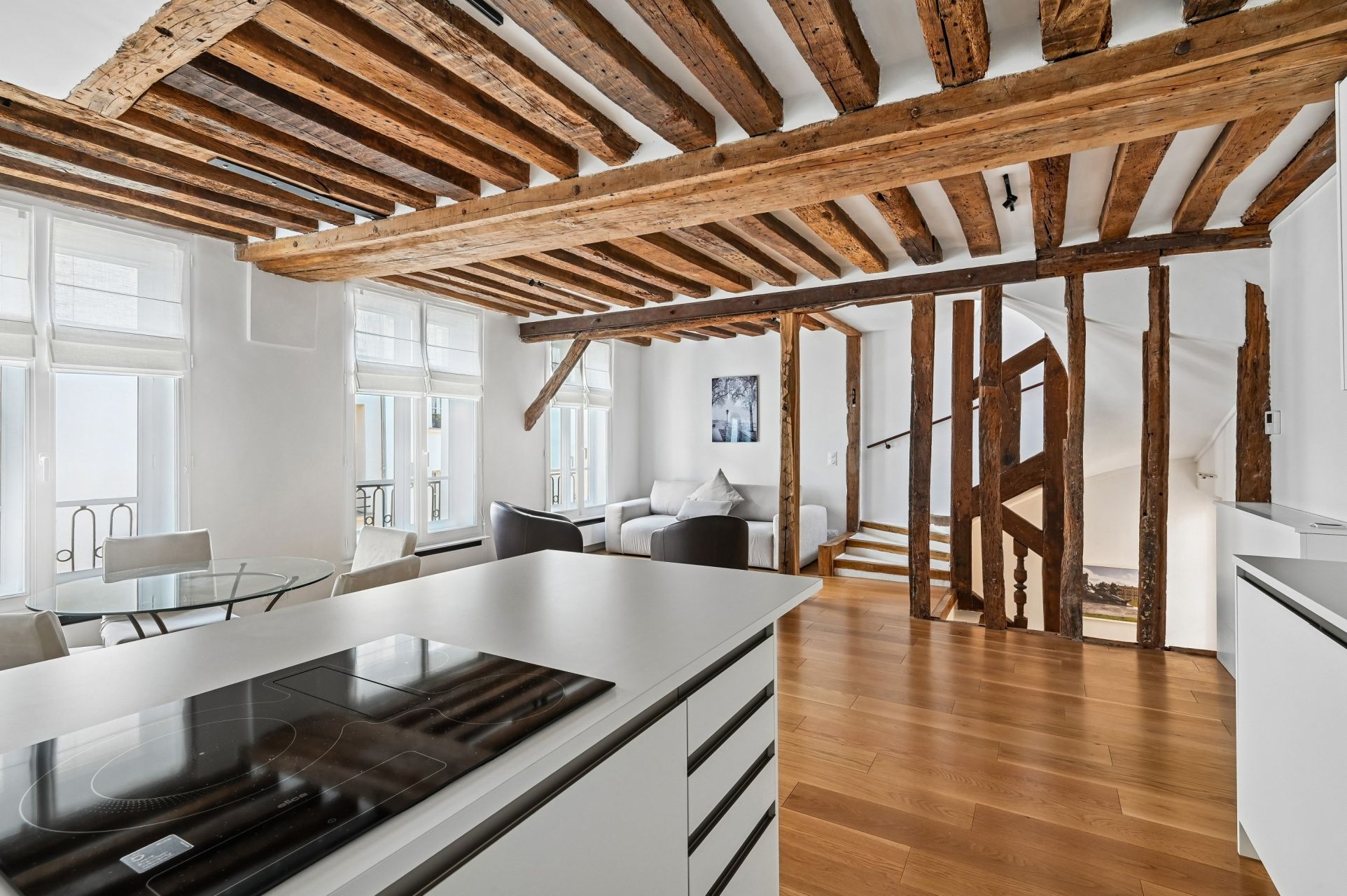 luxury apartment 4 Rooms for sale on PARIS (75003)