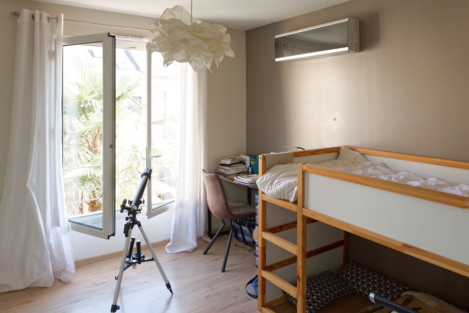 luxury house 6 Rooms for sale on ORLEANS (45000)