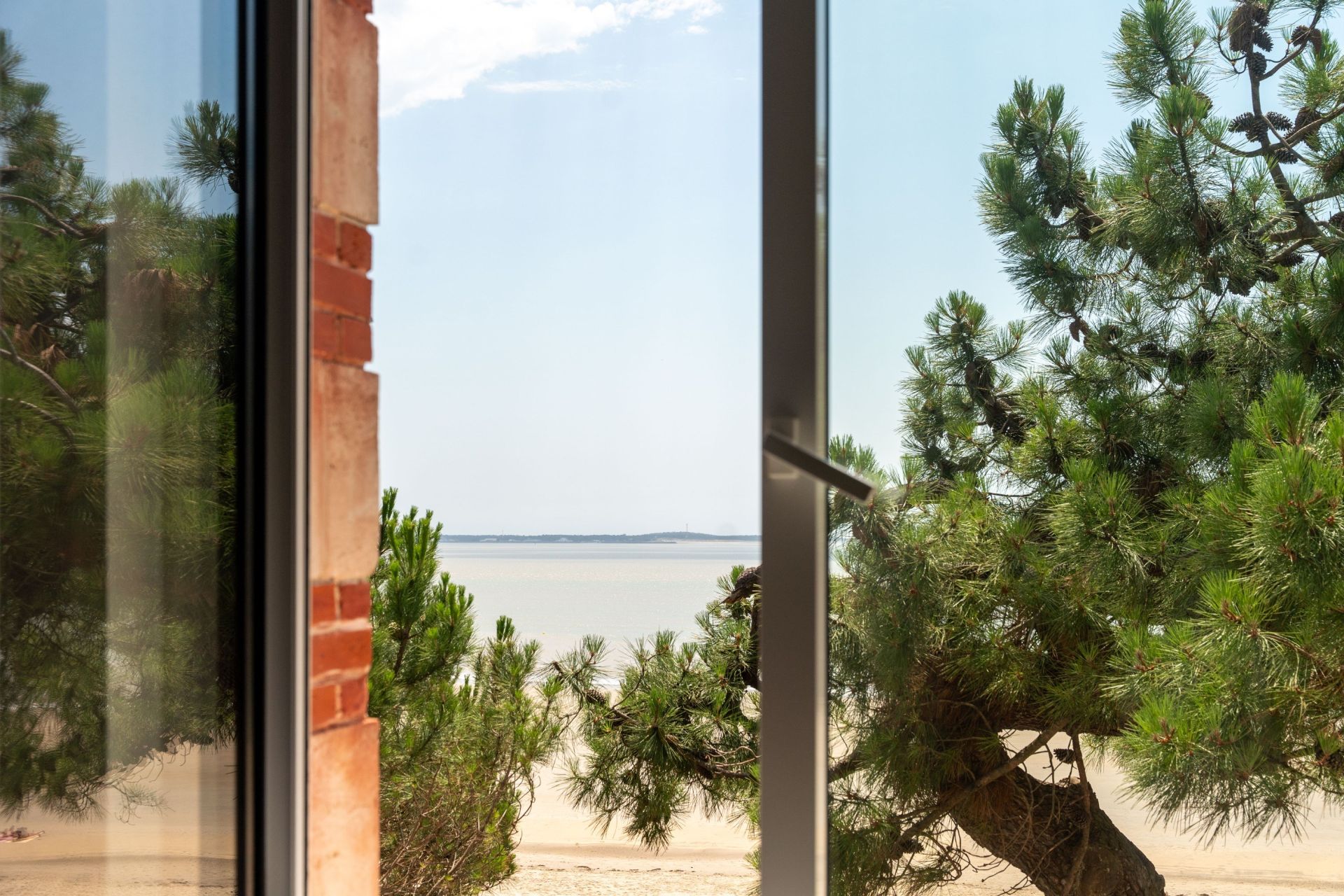 luxury apartment 3 Rooms for sale on ROYAN (17200)