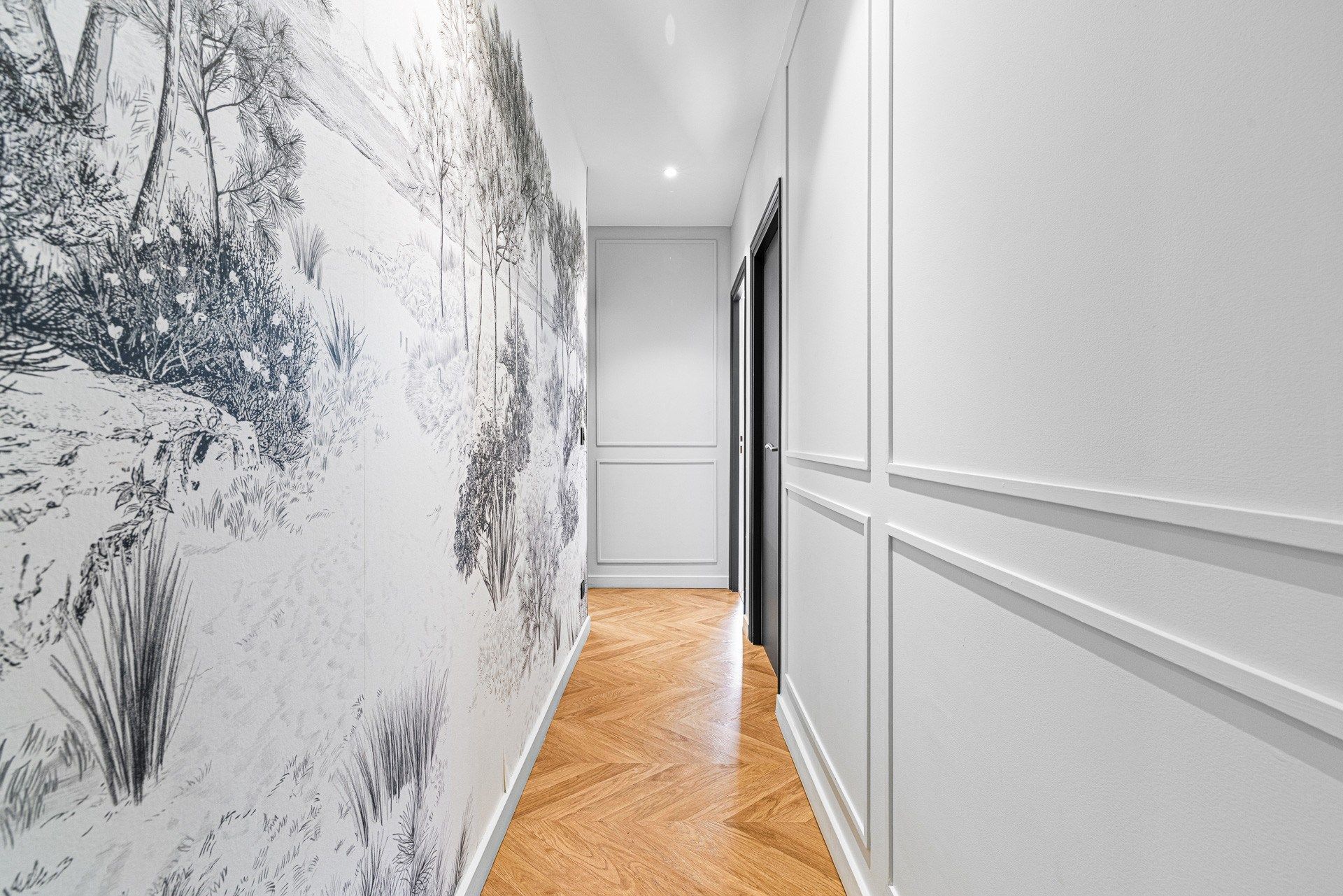 luxury apartment 4 Rooms for sale on NICE (06000)
