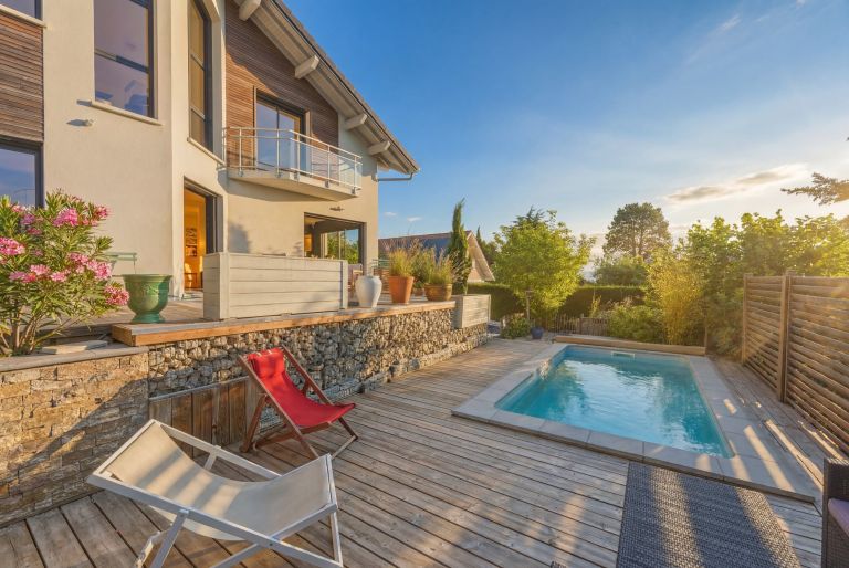 maison de luxe 7 Pièces en vente sur DIVONNE LES BAINS (01220)