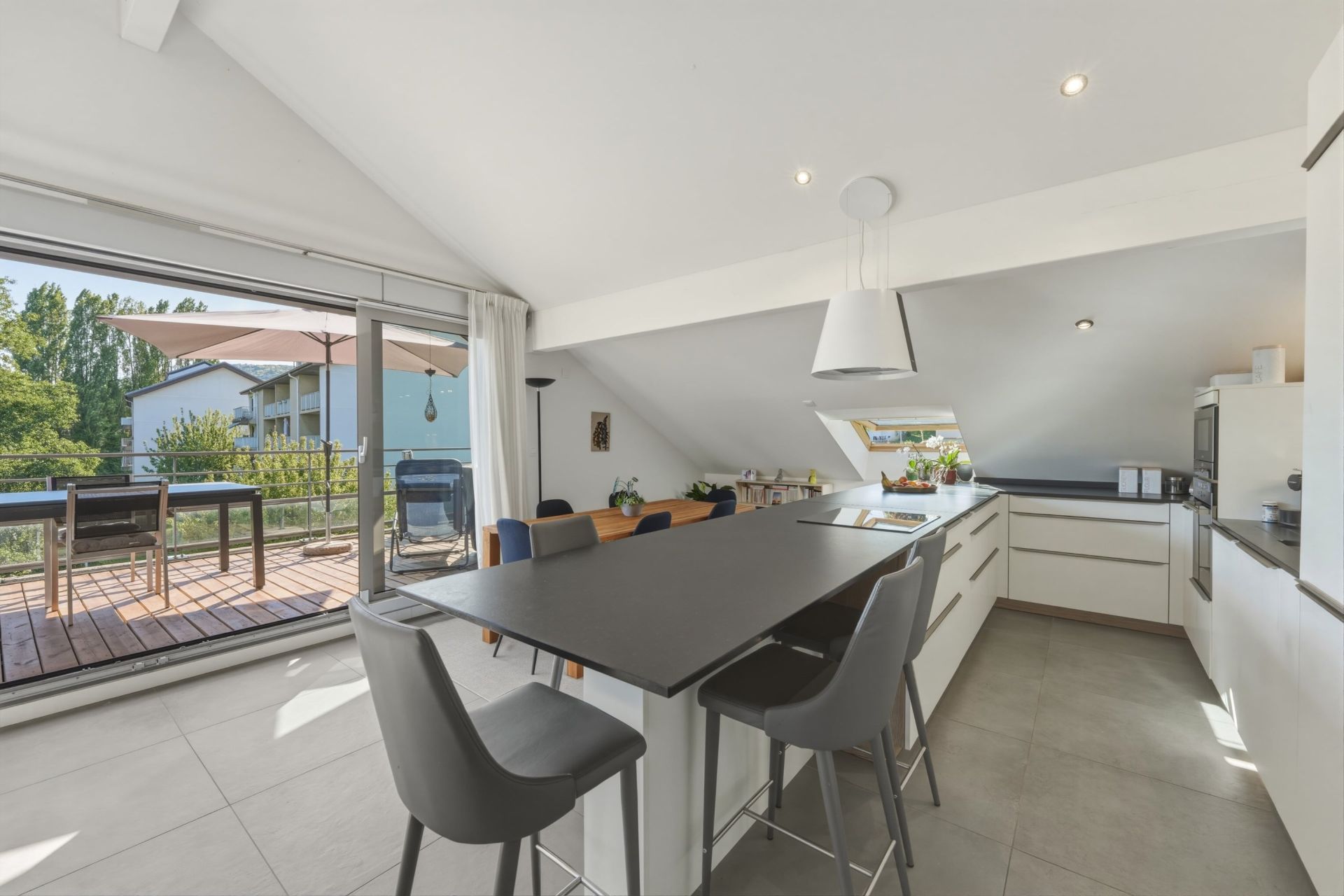 luxury apartment 5 Rooms for sale on DIVONNE LES BAINS (01220)