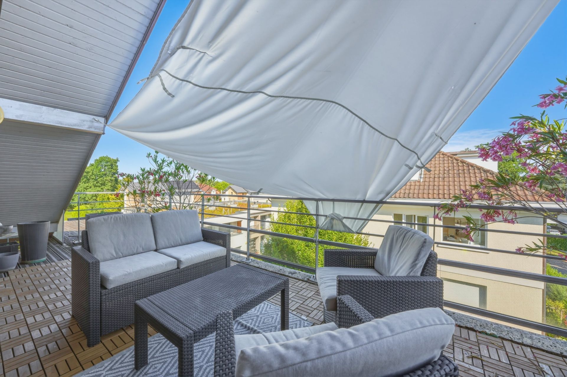 luxury apartment 5 Rooms for sale on DIVONNE LES BAINS (01220)