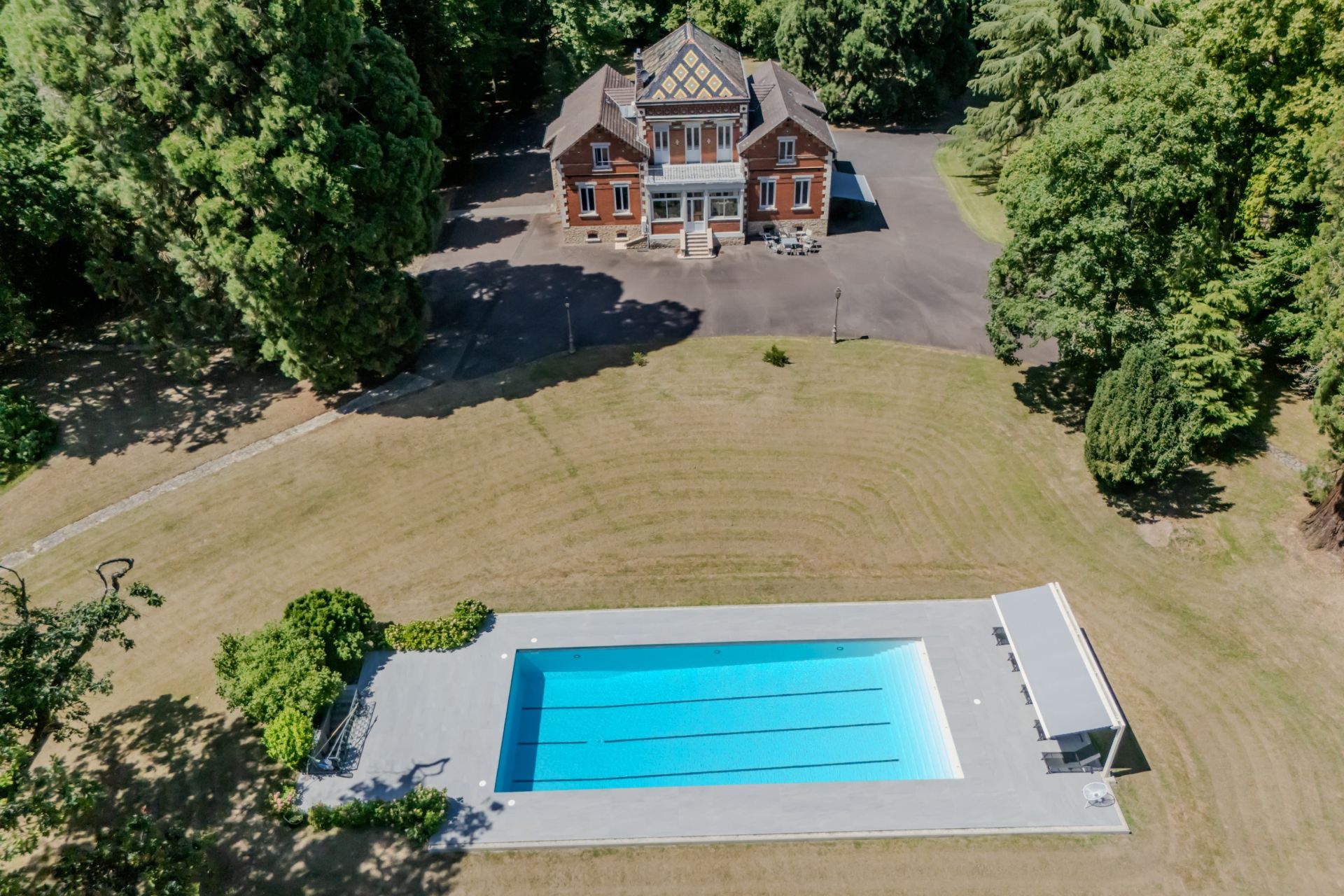 maison de luxe 10 Pièces en vente sur MONTCHANIN (71210)
