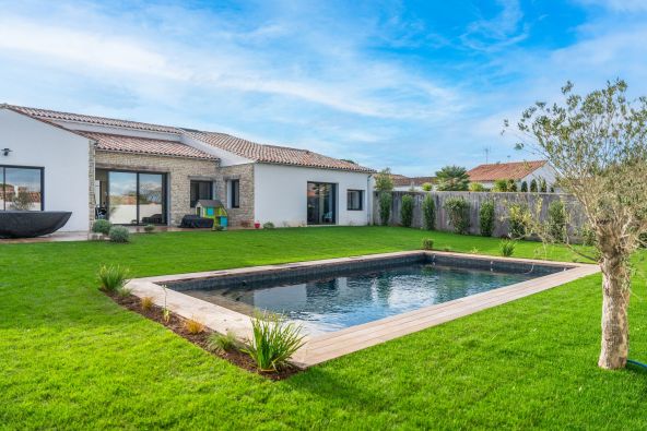 Sale Luxury house La Flotte 8&nbsp;Rooms 260&nbsp;m²