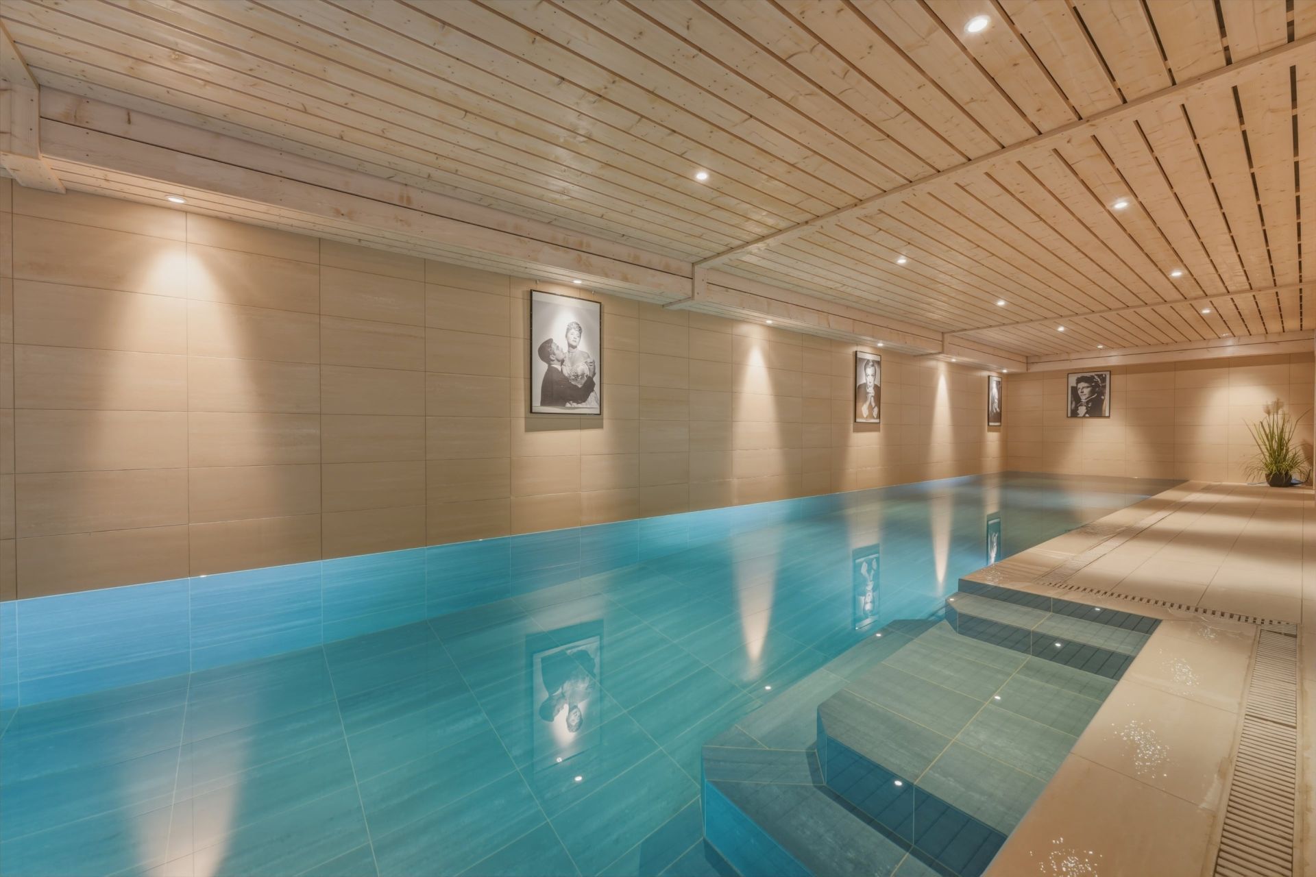 luxury house 10 Rooms for sale on DIVONNE LES BAINS (01220)