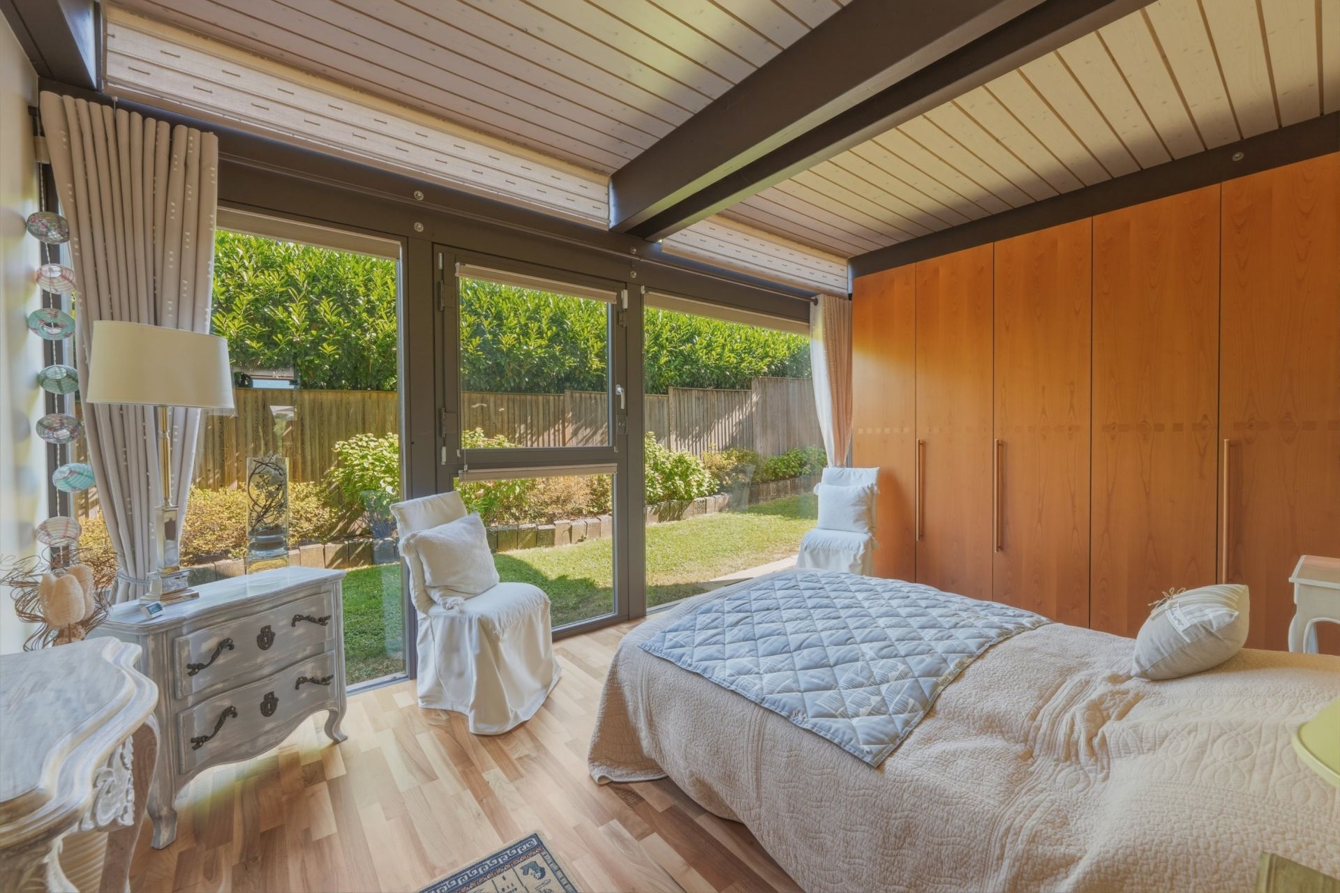 luxury house 10 Rooms for sale on DIVONNE LES BAINS (01220)