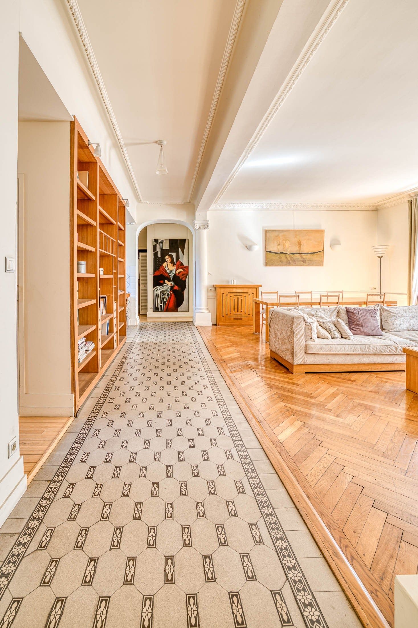 luxury apartment 6 Rooms for sale on ANNECY (74000)