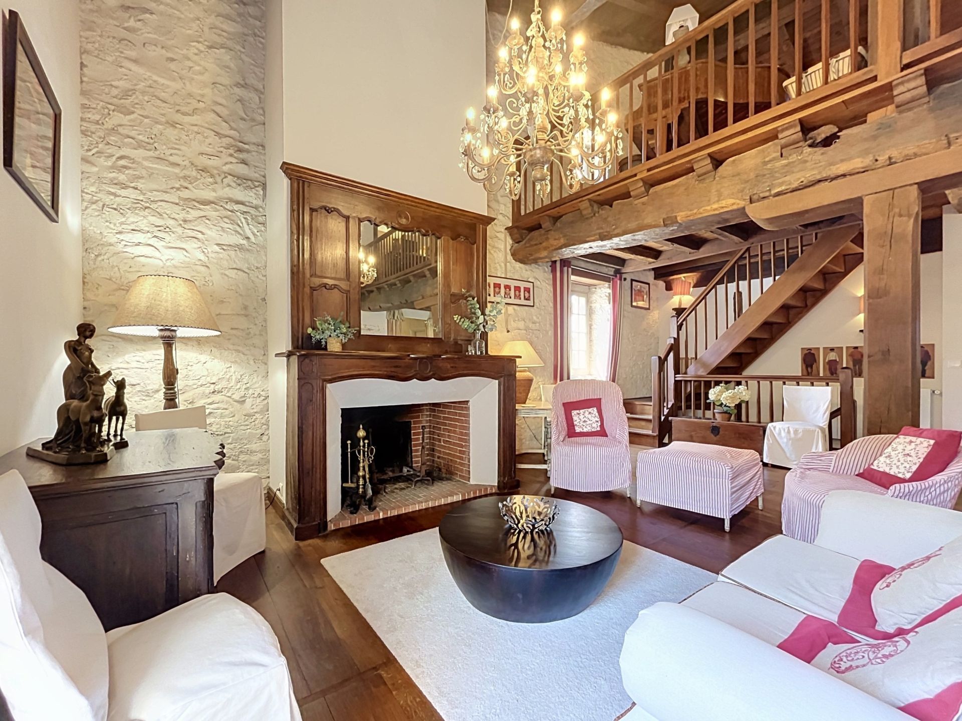maison de luxe 14 Pièces en vente sur SARE (64310)