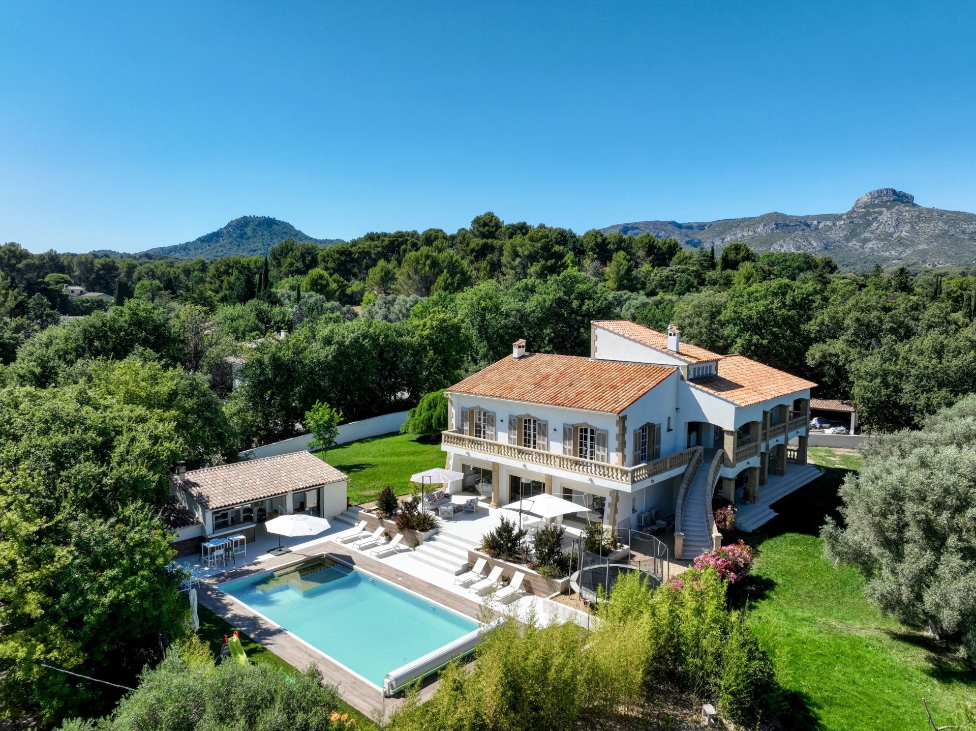 maison de luxe 10 Pièces en vente sur AUBAGNE (13400)