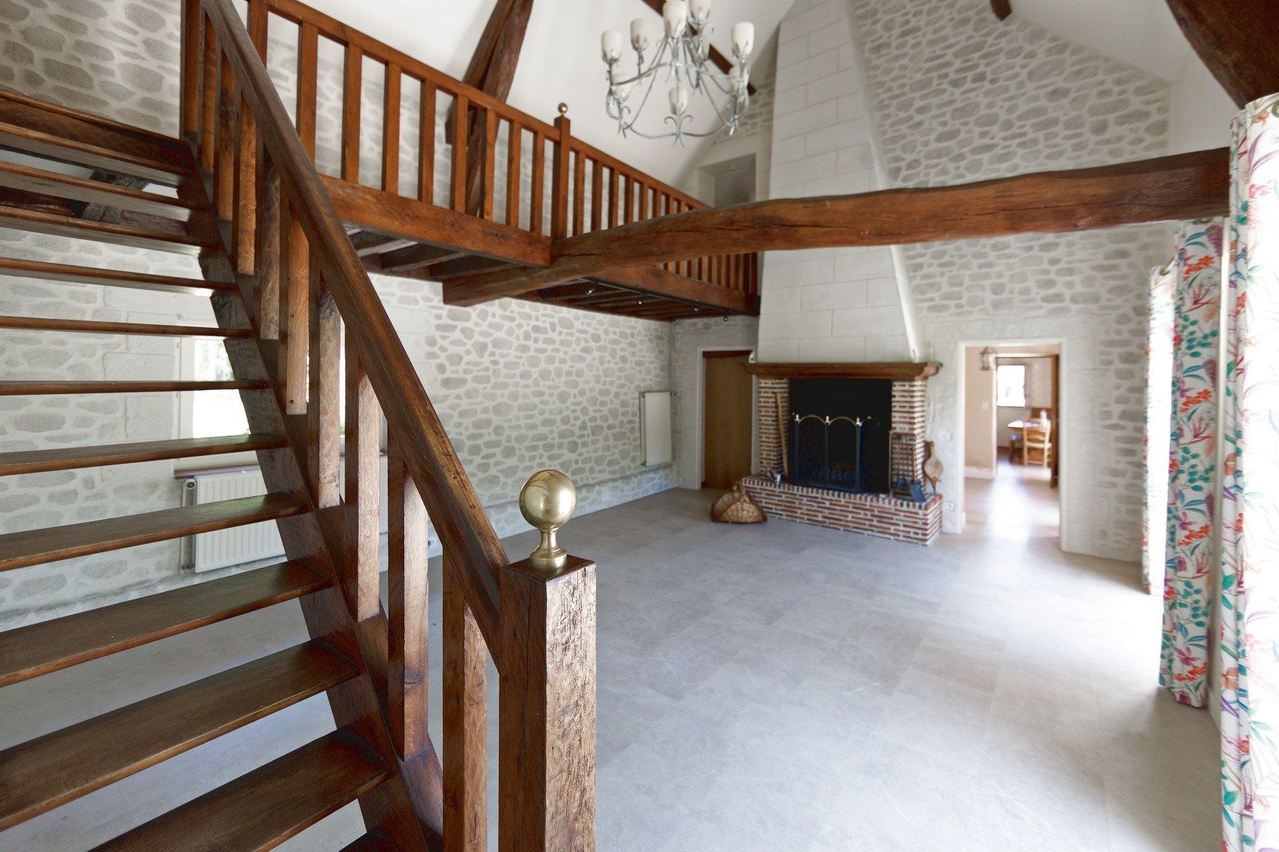 luxury house 7 Rooms for sale on LOURY (45470)