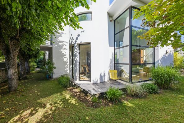 Sale Architect's house Saint-Cloud 8&nbsp;Rooms 337&nbsp;m²