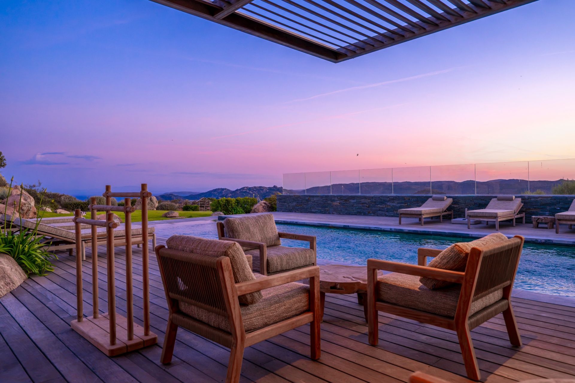 villa de luxe 7 Pièces en location saisonnière sur PORTO VECCHIO (20137)