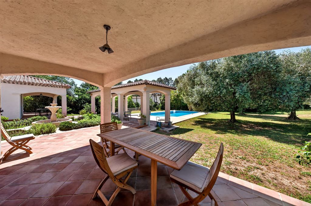 villa de luxe 9 Pièces en vente sur MOUANS SARTOUX (06370)