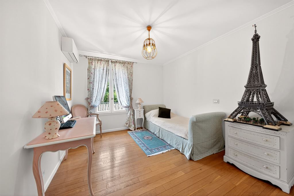 villa de luxe 9 Pièces en vente sur MOUANS SARTOUX (06370)