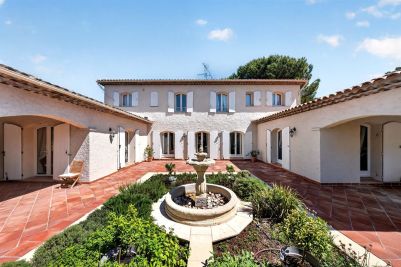 Vente Villa de luxe Mouans-Sartoux 9&nbsp;Pièces 277&nbsp;m²
