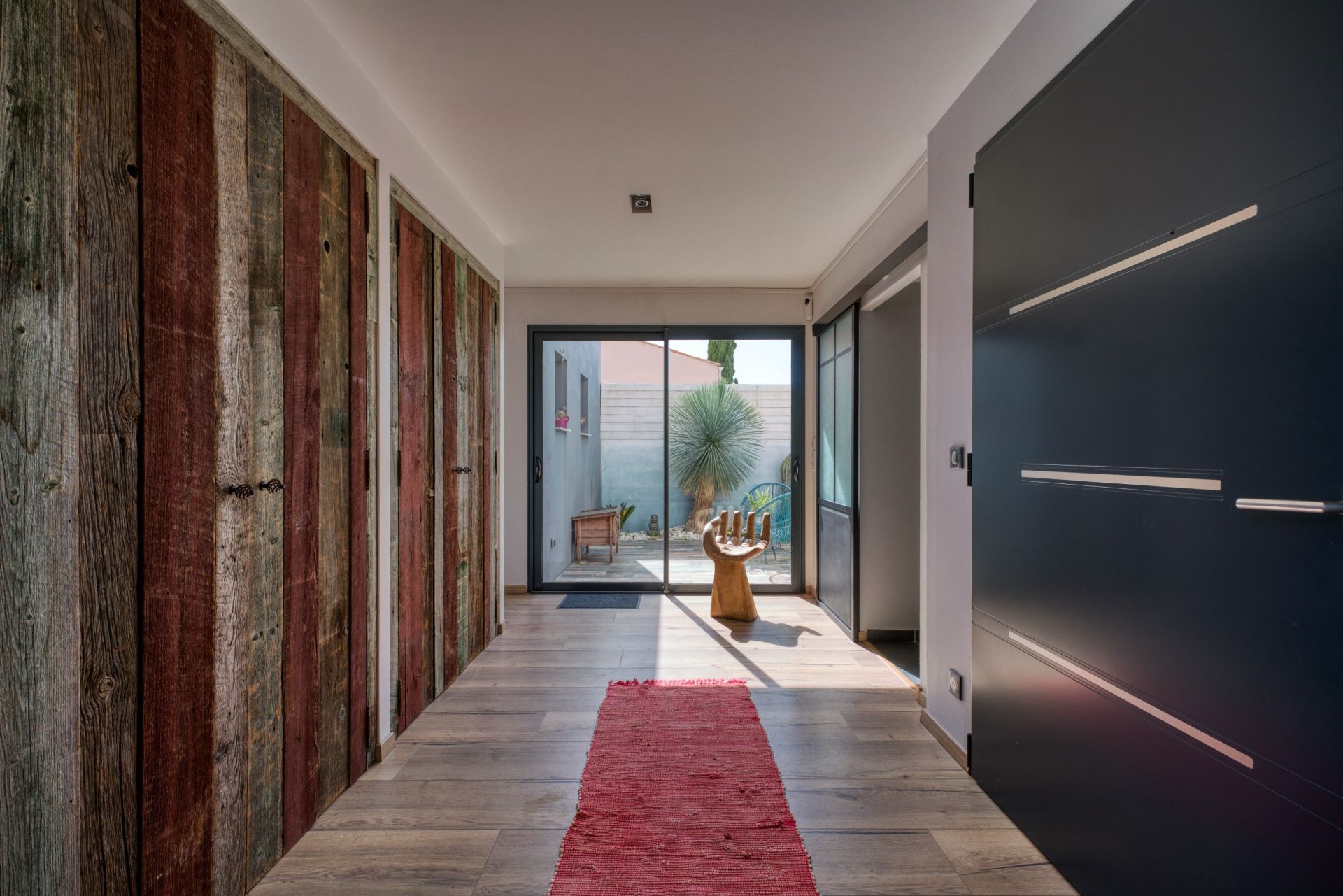luxury house 10 Rooms for sale on LA ROCHELLE (17000)