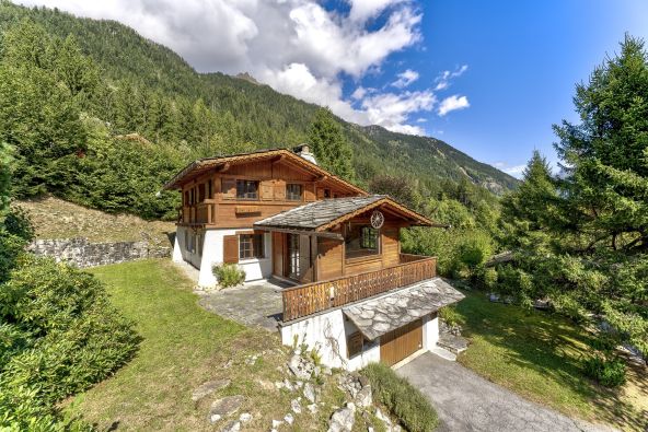 Sale Luxury chalet Chamonix-Mont-Blanc 8&nbsp;Rooms 154&nbsp;m²