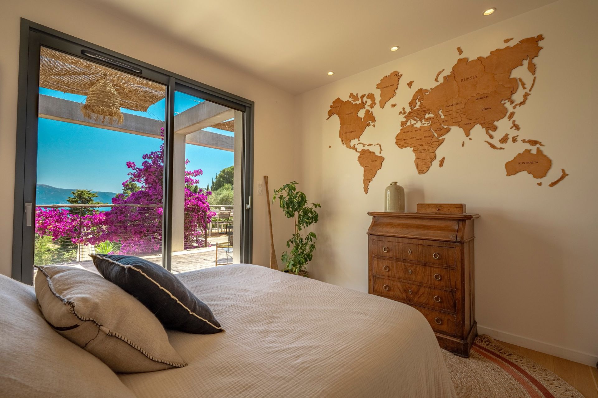 luxury villa 6 Rooms for sale on SAGONE (20118)