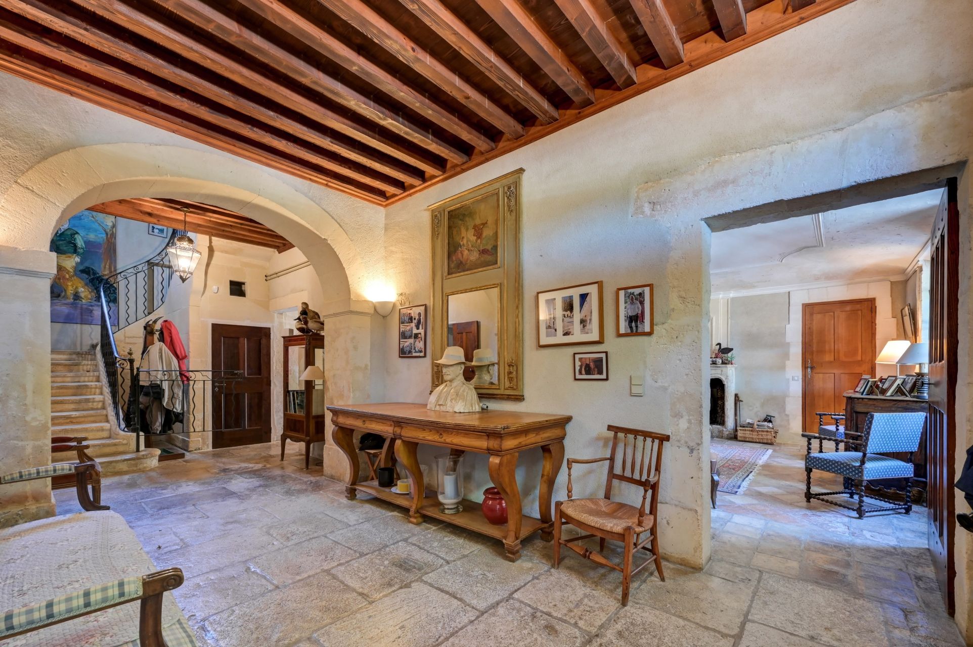 maison de luxe 25 Pièces en vente sur FONTVIEILLE (13990)