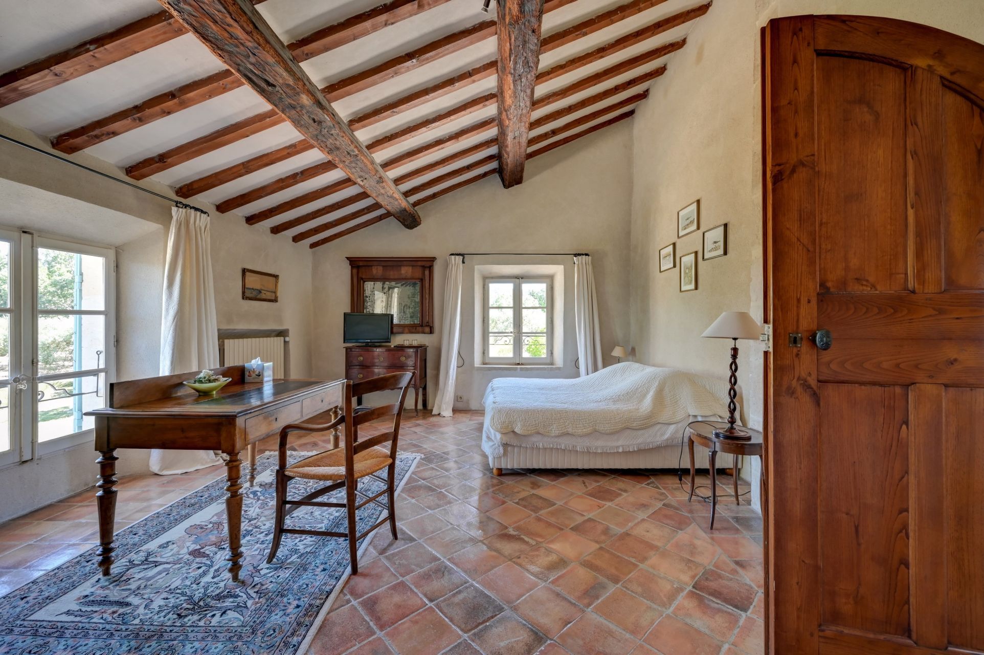 maison de luxe 25 Pièces en vente sur FONTVIEILLE (13990)